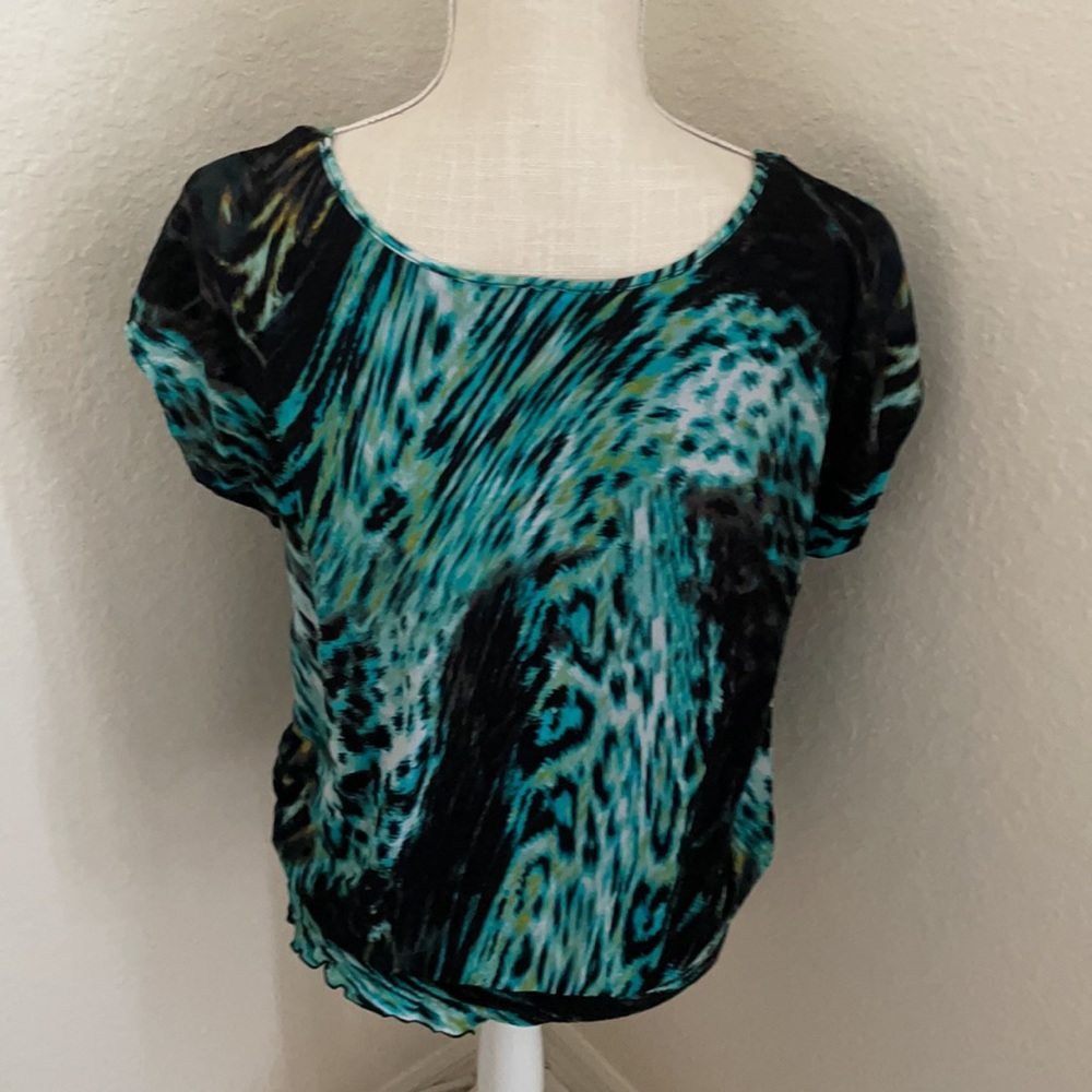 Worthington Woman’s Capped Sleeve Top Size Medium - Picture 3 of 8